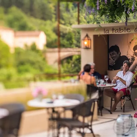 Ecole - & Restaurant - Teritoria *