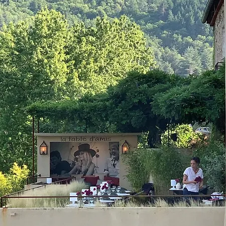 Ecole - & Restaurant - Teritoria *