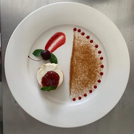 Ecole - & Restaurant - Teritoria