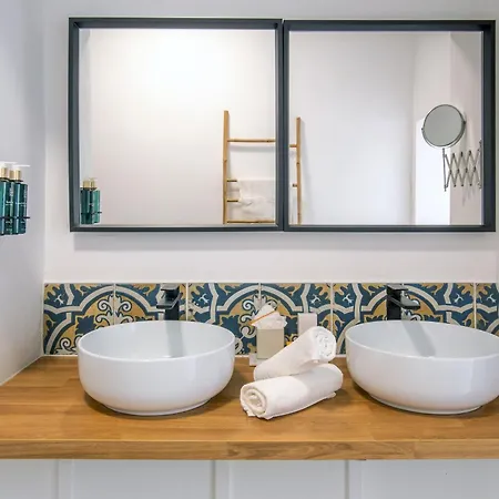 Ecole - & Restaurant - Teritoria